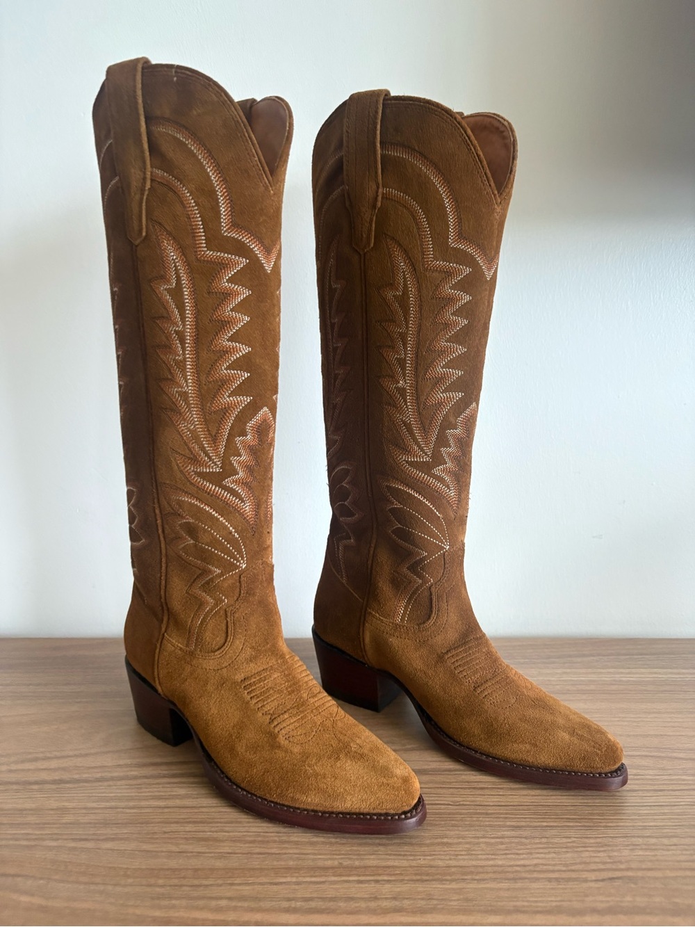 Tecovas Abby  sienna Suede Knee-High Western Boots  Brown